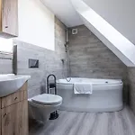 Apartament Apartamenty z widokiem&Balia - Willa KRÓLE 25A Harenda SKI by RentiloPL Zakopane